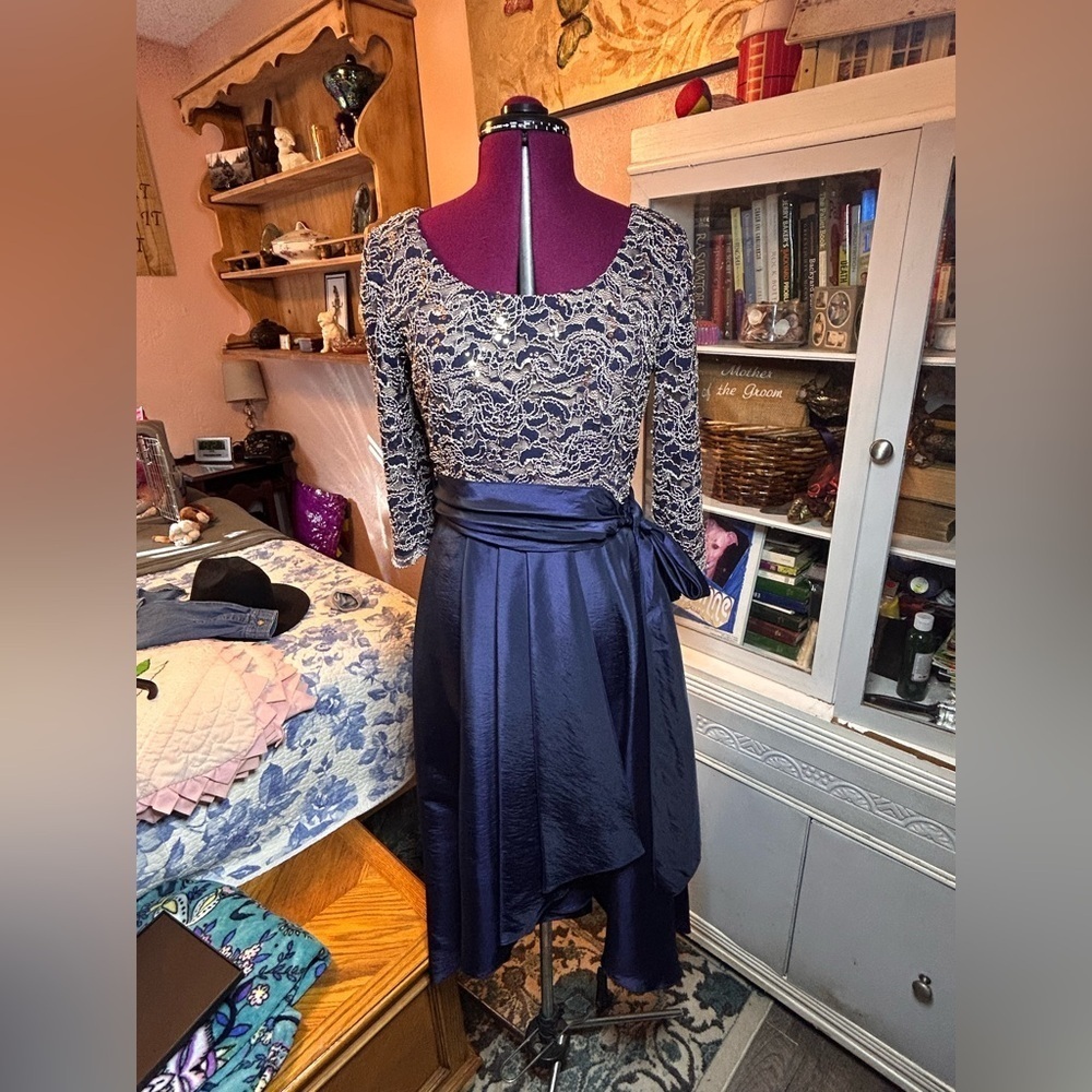 R&M Richards Navy and Gold Sequin Lace 3/4 Sleeve Dress - Picture 9 of 11
